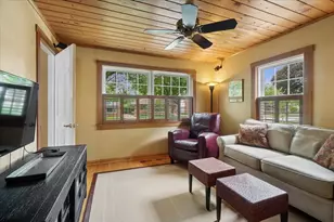 407 N Prospect Manor Ave, Mount Prospect, IL 60056 - Photo 15