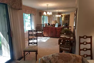 347-D Hickory Ln, Lake Barrington, IL 60010 - Photo 9