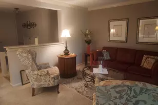 347-D Hickory Ln, Lake Barrington, IL 60010 - Photo 5