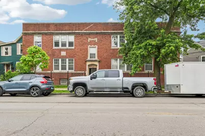 4247 W Addison Street, Chicago, IL 60641 - Photo 1