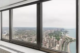 175 E Delaware Pl, Chicago, IL 60611 - Photo 11