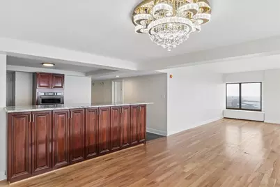 175 E Delaware Place #8304, Chicago, IL 60611 - Photo 5