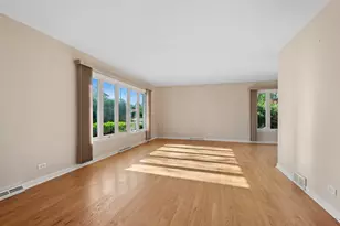 4159 Golf Rd, Skokie, IL 60076 - Photo 7