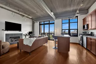 811 W 15th Pl, Chicago, IL 60608 - Photo 3