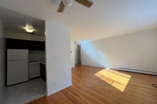516 W Melrose St, Chicago, IL 60657 - Photo 5
