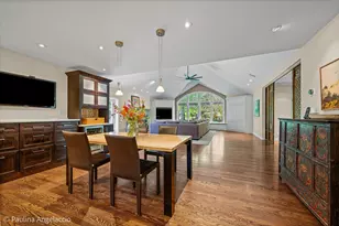 209 Spring Creek Rd, Barrington Hills, IL 60010 - Photo 17