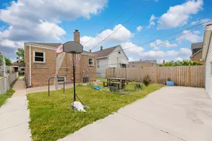 4830 S Ridgeway Ave, Chicago, IL 60632 - Photo 29