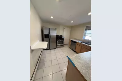 8748 W Berwyn Avenue #2S, Chicago, IL 60656 - Photo 15