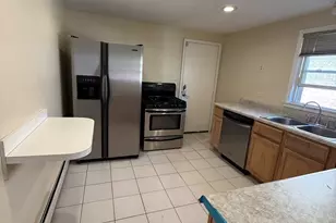 8748 W Berwyn Ave, Chicago, IL 60656 - Photo 15