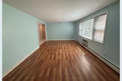 8748 W Berwyn Avenue #2S, Chicago, IL 60656 - Photo 5