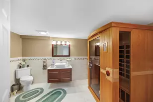 3919 Gloria Ct, Glenview, IL 60025 - Photo 25