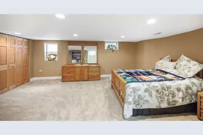 3919 Gloria Court, Glenview, IL 60025 - Photo 21