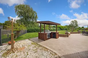 3919 Gloria Ct, Glenview, IL 60025 - Photo 31