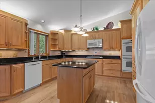 1123 Breckenridge Ave, Lake Forest, IL 60045 - Photo 9