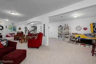 16601 Grandwood Lake Dr, Crest Hill, IL 60403 - Photo 23