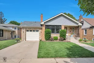 10118 S Turner Ave, Evergreen Park, IL 60805 - Photo 3