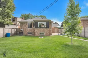 10118 S Turner Ave, Evergreen Park, IL 60805 - Photo 29