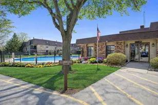 9168 S Rd, Palos Hills, IL 60465 - Photo 13
