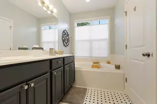 4521 Rainbow Ct, Loves Park, IL 61111 - Photo 13