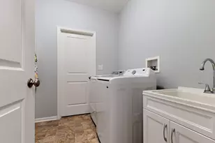 4521 Rainbow Ct, Loves Park, IL 61111 - Photo 17