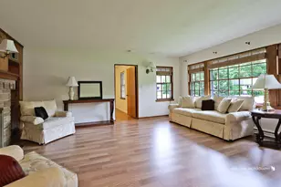 3320 Sharon Pl, Zion, IL 60099 - Photo 11
