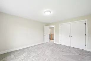 249 E Kenilworth Ave, Villa Park, IL 60181 - Photo 19