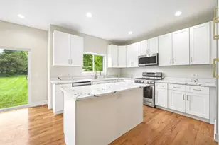 249 E Kenilworth Ave, Villa Park, IL 60181 - Photo 9