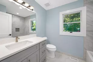 20 N Waverly Pl, Mount Prospect, IL 60056 - Photo 9