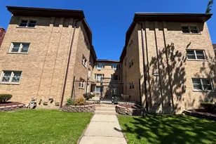 6945 S Chappel Ave, Chicago, IL 60649 - Photo 1