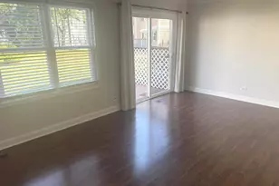 2454 Devonshire Ct, Aurora, IL 60502 - Photo 5