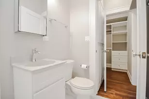 817 W Lakeside Pl, Chicago, IL 60640 - Photo 17