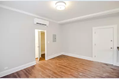 817 W Lakeside Place #609, Chicago, IL 60640 - Photo 11