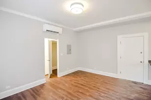 817 W Lakeside Pl, Chicago, IL 60640 - Photo 11