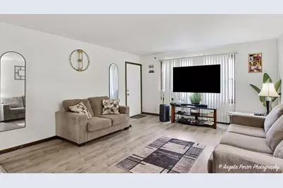 2511 Western Avenue, Waukegan, IL 60087 - Photo 3