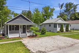 390 W Gordon St, Coal City, IL 60416 - Photo 3