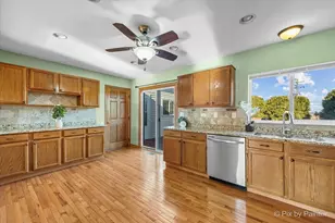 1502 Sawgrass Ct, Elgin, IL 60123 - Photo 9