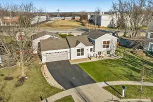 1502 Sawgrass Ct, Elgin, IL 60123 - Photo 1