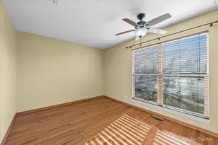 1502 Sawgrass Ct, Elgin, IL 60123 - Photo 11