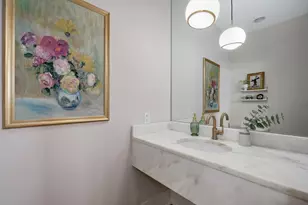 1938 N Sawyer Ave, Chicago, IL 60647 - Photo 11