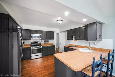 28W516 Leverenz Road, Naperville, IL 60564 - Photo 7