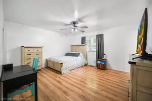 28W516 Leverenz Rd, Naperville, IL 60564 - Photo 13