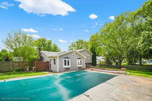 28W516 Leverenz Rd, Naperville, IL 60564 - Photo 19