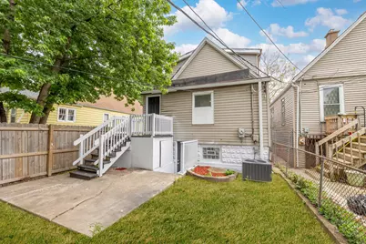 2048 W 70th Place, Chicago, IL 60636 - Photo 23
