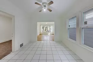 5415 W Parker Ave, Chicago, IL 60639 - Photo 9
