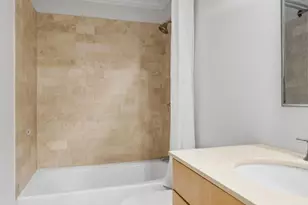 2059 N Larrabee St, Chicago, IL 60614 - Photo 15