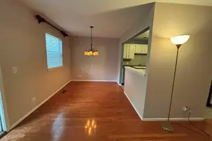 200 Dublin Ln, Schaumburg, IL 60194 - Photo 3