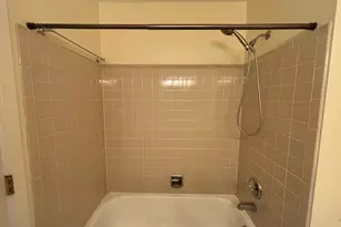200 Dublin Ln, Schaumburg, IL 60194 - Photo 13