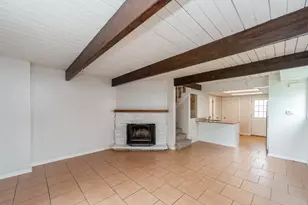 430 Meadow Green Ln, Round Lake Beach, IL 60073 - Photo 5