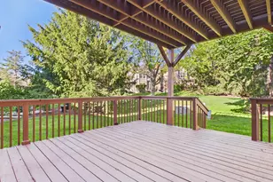 284 Lorraine Cir, Bloomingdale, IL 60108 - Photo 13