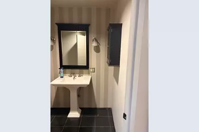 380 Ridge Avenue #13G, Evanston, IL 60202 - Photo 9